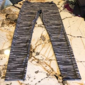 Under Armour compression leggings